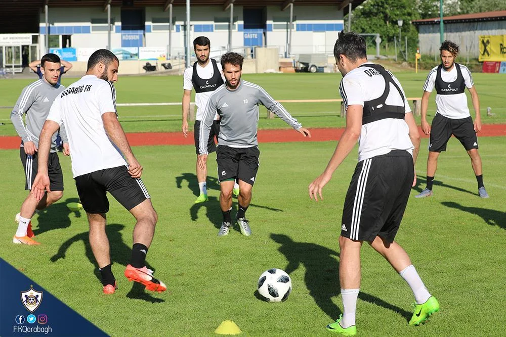 "Qarabağ"ın yeni transferi məşqlərə başladı - FOTOLAR 