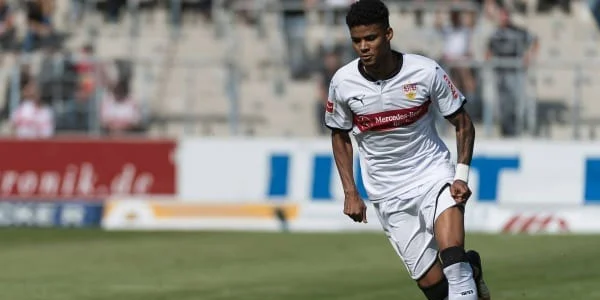 "Ştutqart"ın futbolçusu rəsmən "Qarabağ"da- FOTO 