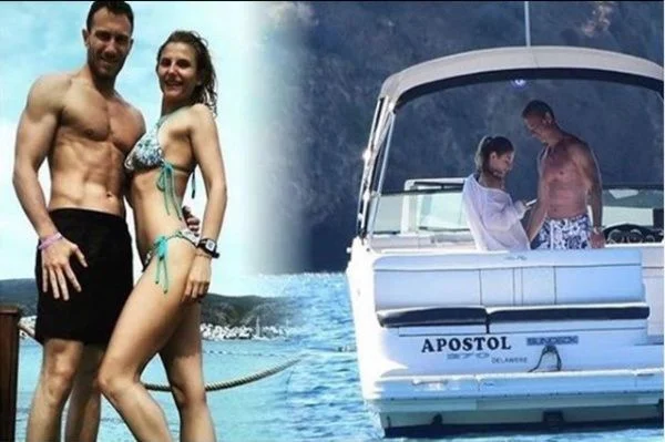 Əvvəl öz qardaşı qızı, sonra futbolçunun arvadı ilə sevgili oldu - FOTO 