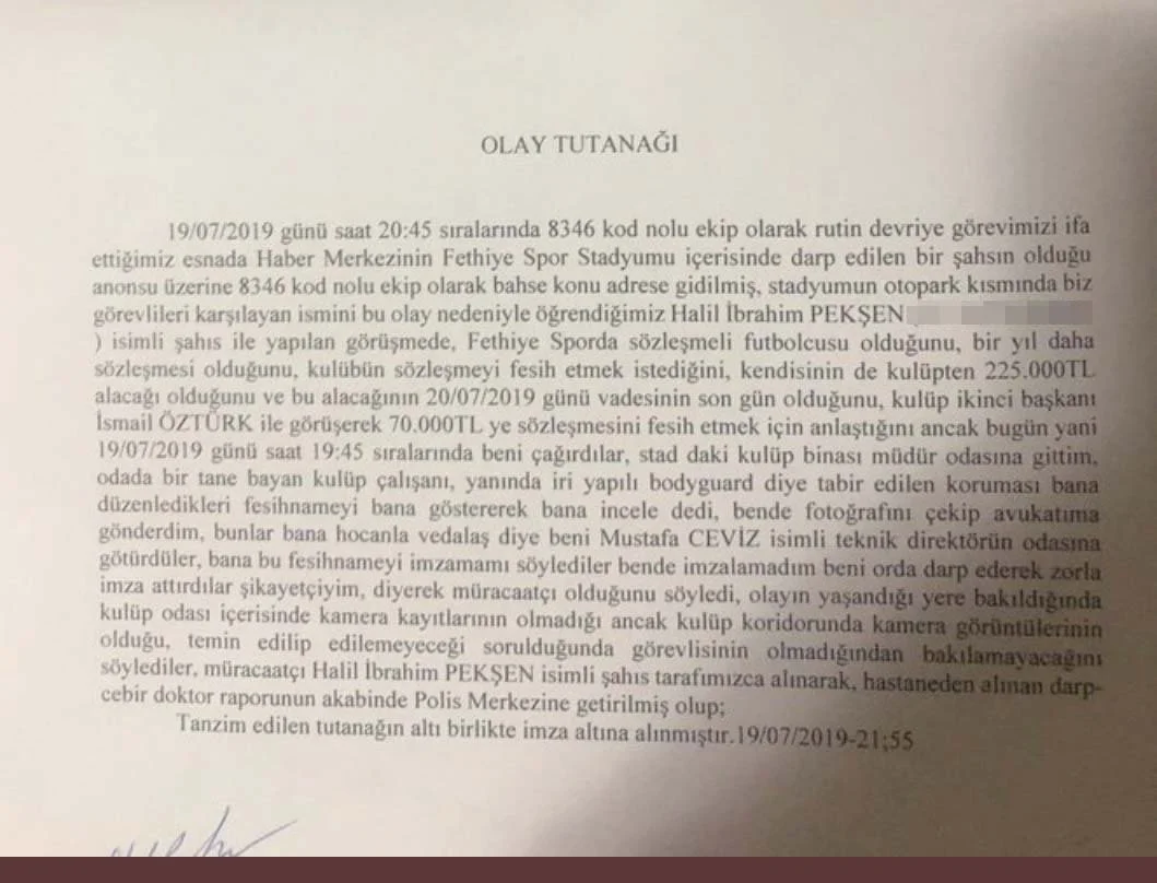 Prezidentin mühafizəçisi futbolçunu vəhşicəsinə döydü - FOTOLAR 