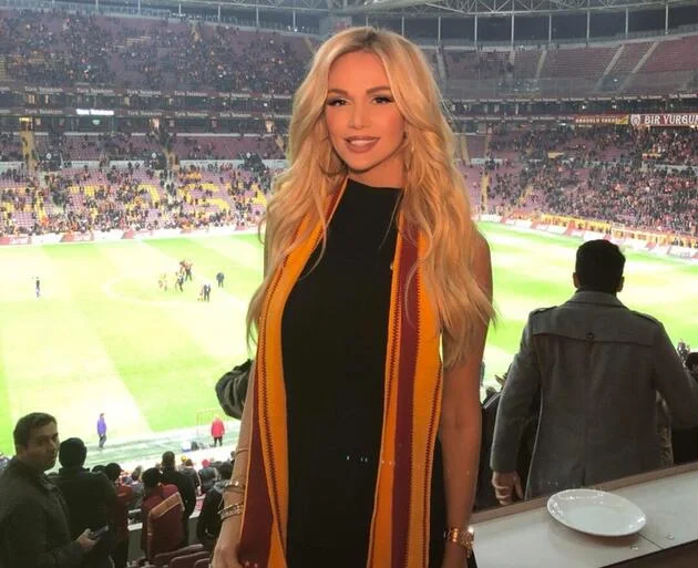FIFA-nın səfiri "Qalatasaray"a görə Türkiyəyə gəldi - FOTOLAR 