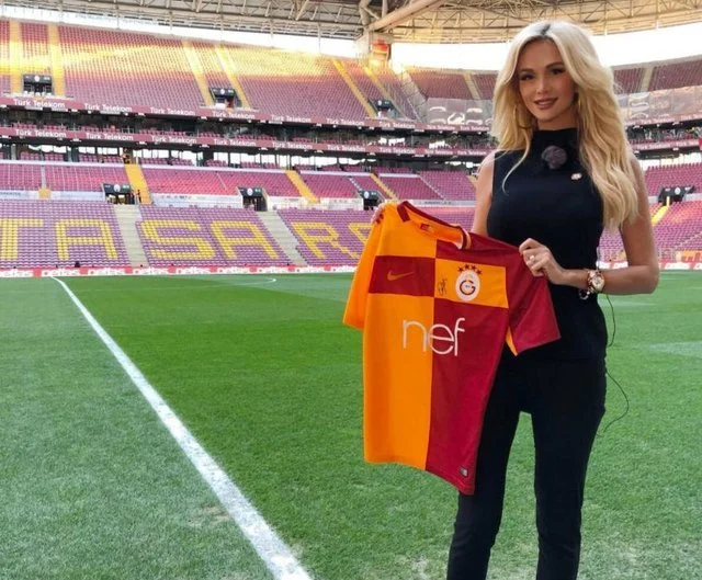 FIFA-nın səfiri "Qalatasaray"a görə Türkiyəyə gəldi - FOTOLAR 