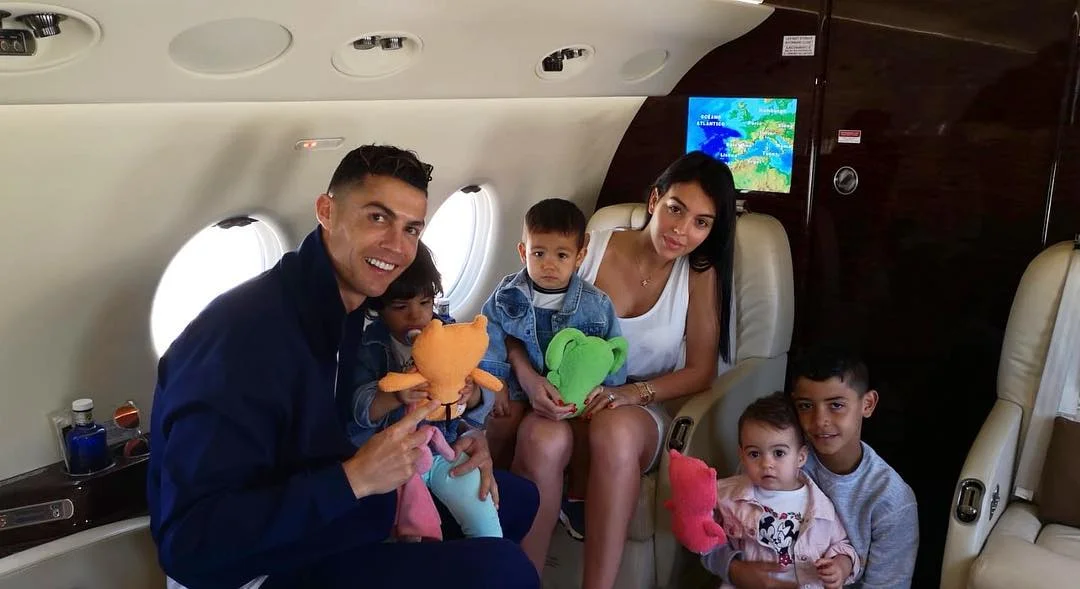 Ronaldonun sevgilisi yataq sirrlərini açıqladı 