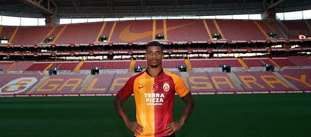 Bir gündə 4 transfer: Falkaonun maaşı açıqlandı 