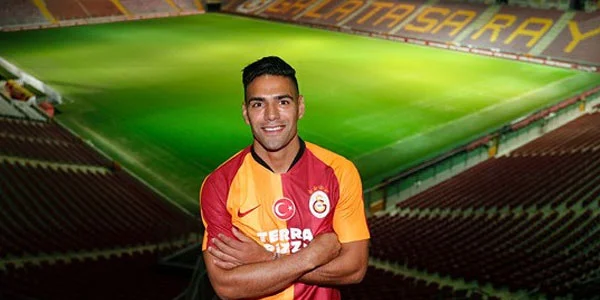 Bir gündə 4 transfer: Falkaonun maaşı açıqlandı 