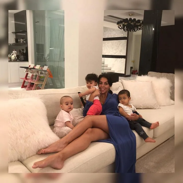 Ronaldo anasının ən böyük arzusunu yerinə yetirəcək - FOTOLAR 
