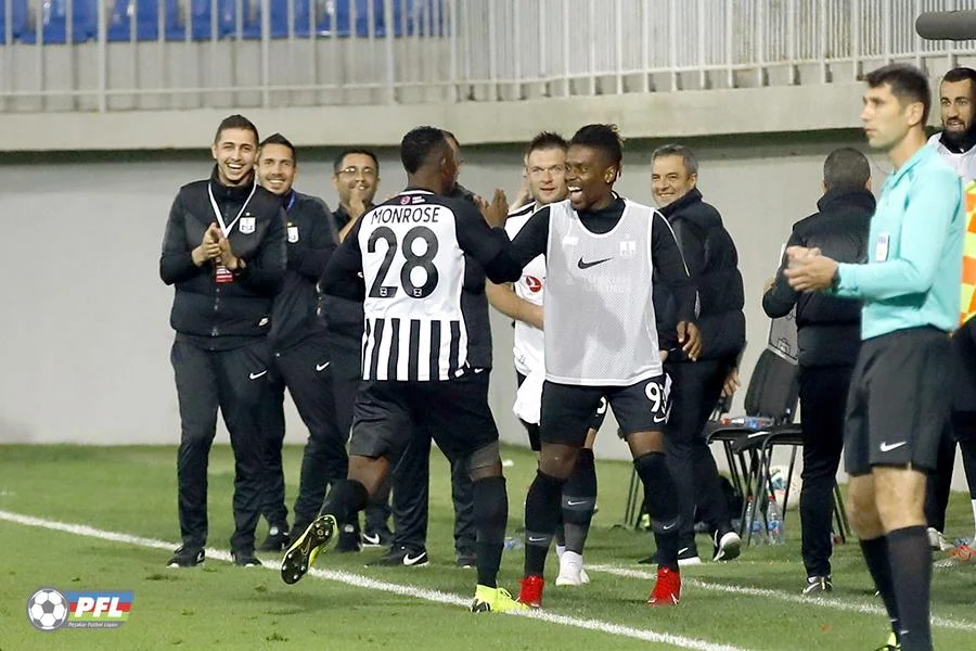 "Neftçi" 3 xalı 3 qolla qazandı - VİDEO 