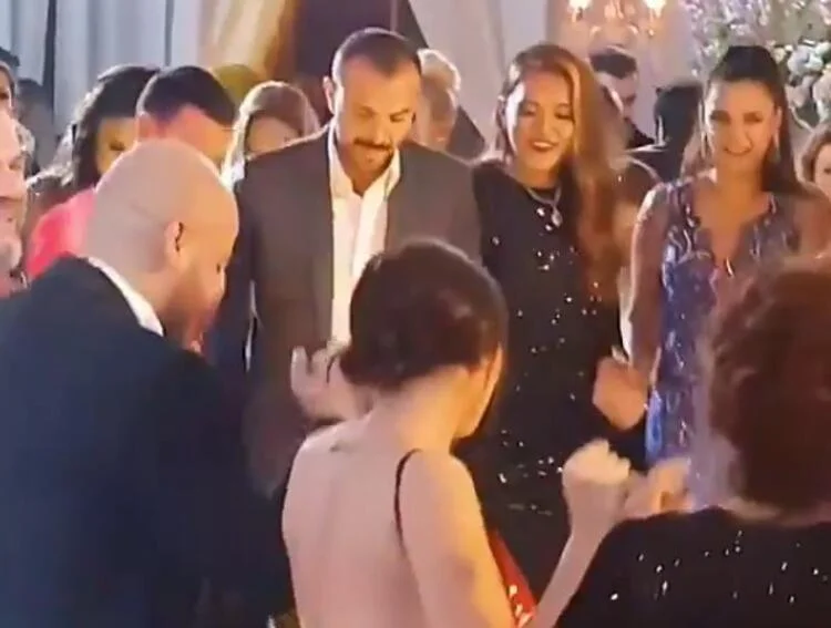 Azərbaycanlı məşhur transseksualla futbolçunun toyunda - FOTOLAR 