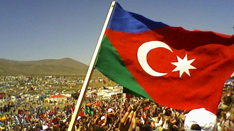 İran kanalında azərbaycanlılar təhqir olundu 