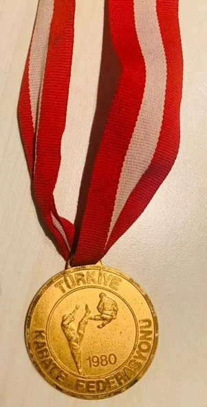 Azərbaycanın ilk karate çempionu: "Bir oğlan deyə bilməz ki..." - FOTOLAR 