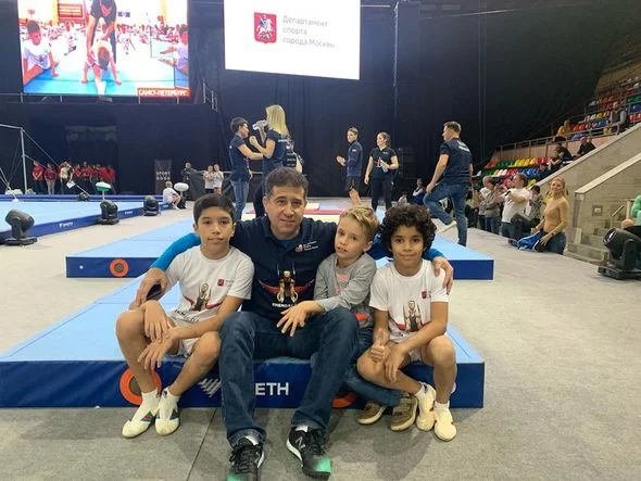 Azərbaycanın ilk karate çempionu: "Bir oğlan deyə bilməz ki..." - FOTOLAR 