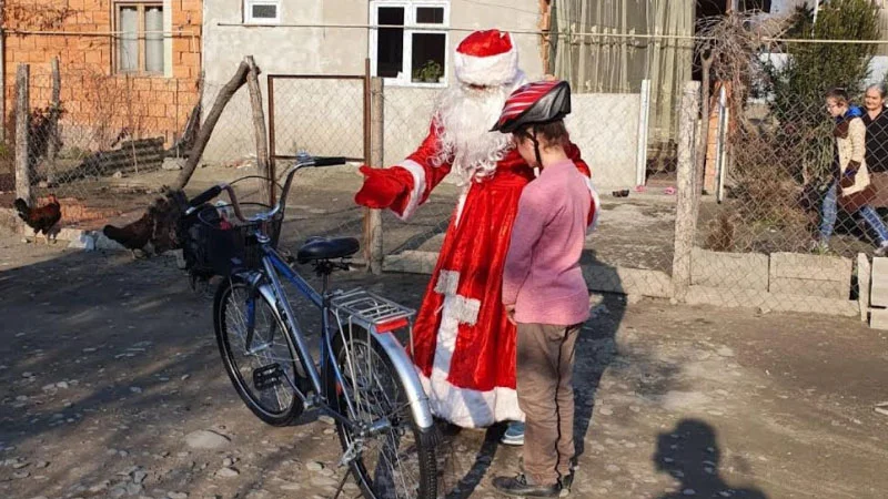 Balaca Damlanın velosiped istəyi yerinə yetirildi - FOTOLAR 