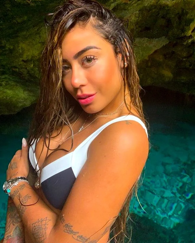 Neymarın bacısı "Instagram"ı "partaldır" - FOTOLAR 