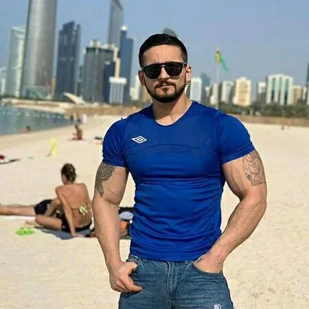 Bakıda fitnes müəllimi zalda dünyasını dəyişdi - FOTOLAR 
