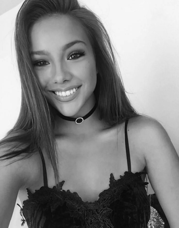 Neymar rus modellə gizli sevgilidi - FOTOLAR 