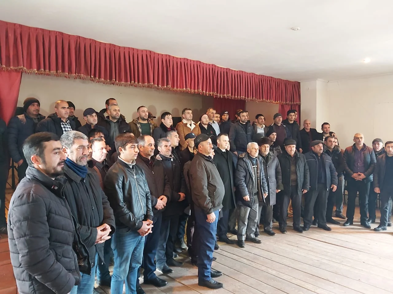 Tanınmış jurnalist İlkin Xəlilov seçicilərlə növbəti görüşü keçirdi - FOTOLAR 