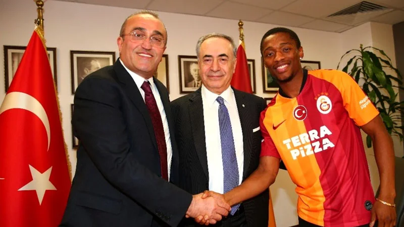Türkiyə mətbuatı: "Neftçi" rəhbərliyi peşman olub" 