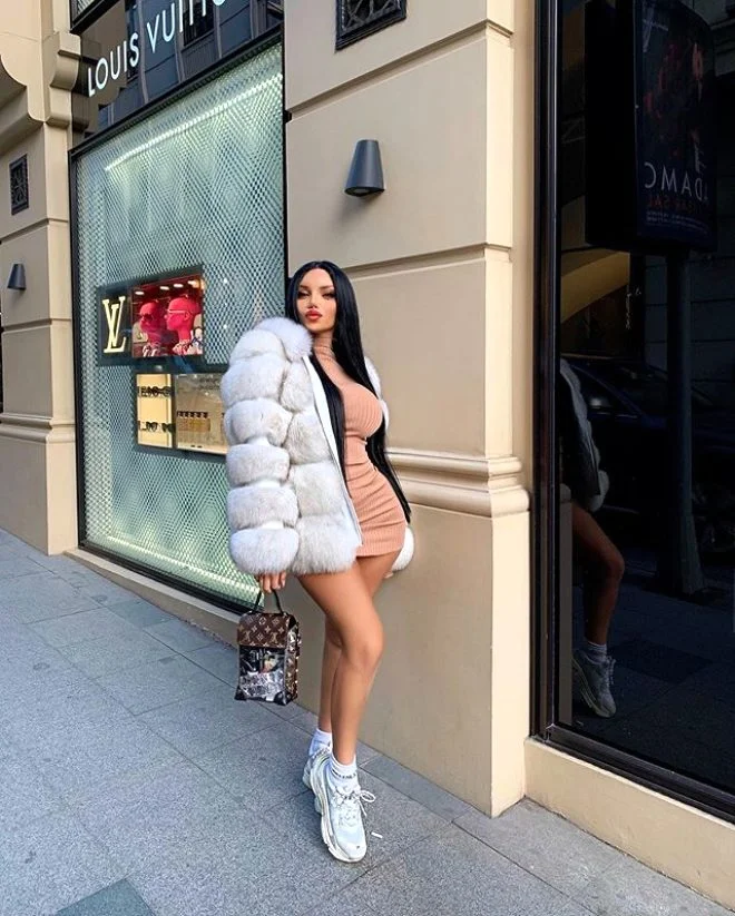 "Beşiktaş"ın ulduzu transseksuala mesaj yazdı, biabır oldu - FOTOLAR 