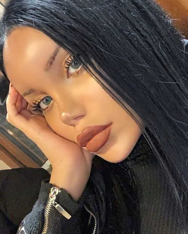 "Beşiktaş"ın ulduzu transseksuala mesaj yazdı, biabır oldu - FOTOLAR 