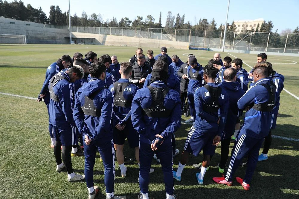 "Qarabağ" "Sumqayıt" üçün başladı - FOTOLAR 