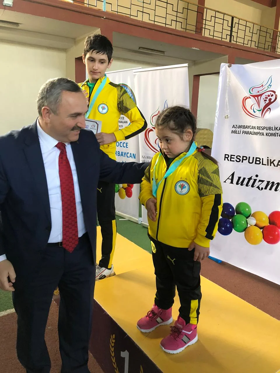 Autizmli uşaq və gənclər arasında bocce yarışı keçirilib 