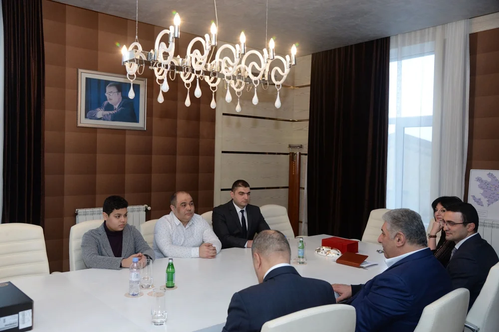 Azad Rəhimov  “Aeroflot open”in qalibi ilə görüşdü 