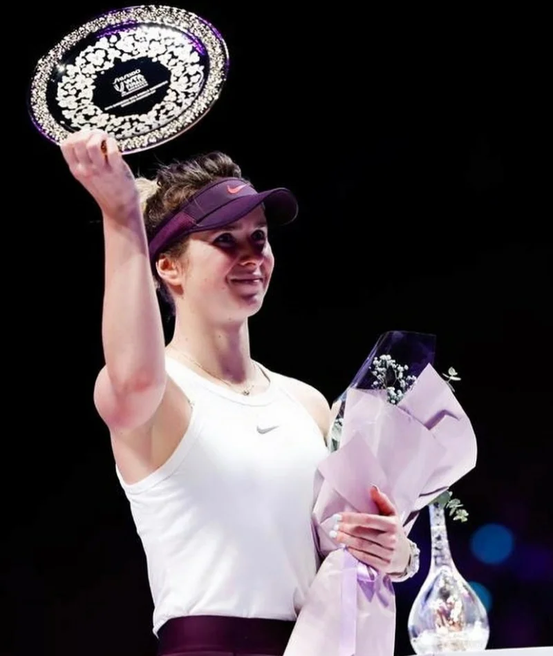 Ukraynalı tennisçi Elinadan daha bir uğur - FOTOLAR 