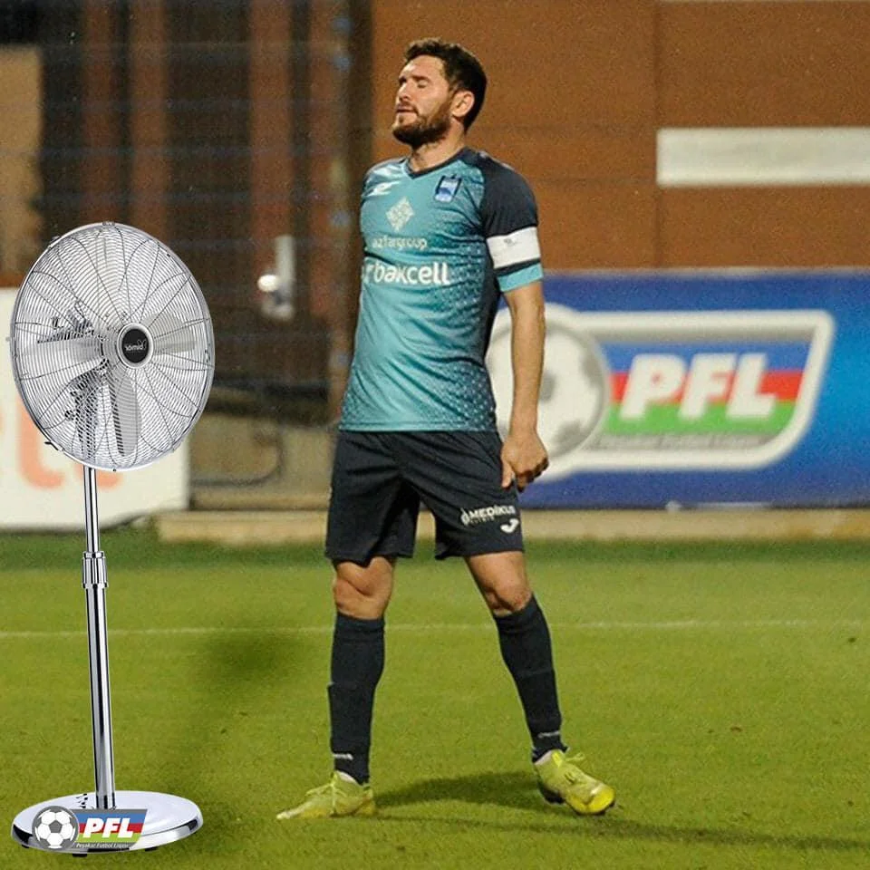 PFL-dən gülüş günü ilə bağlı maraqlı FOTOLAR 