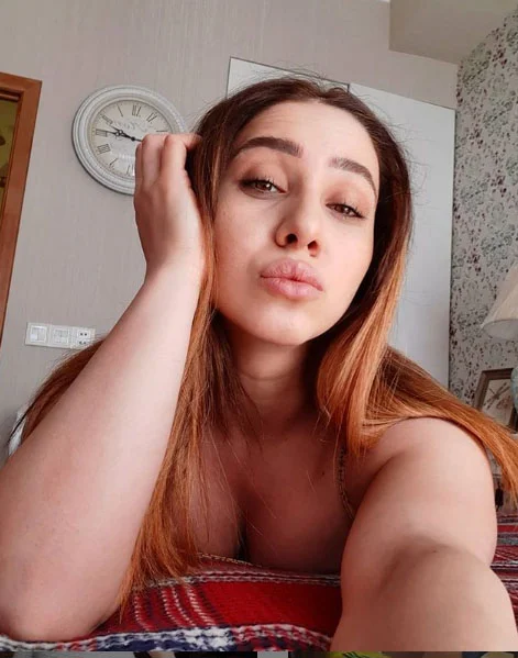 Azərbaycanlı xanım məşqçi çılpaq şəkilini paylaşdı - FOTOLAR 