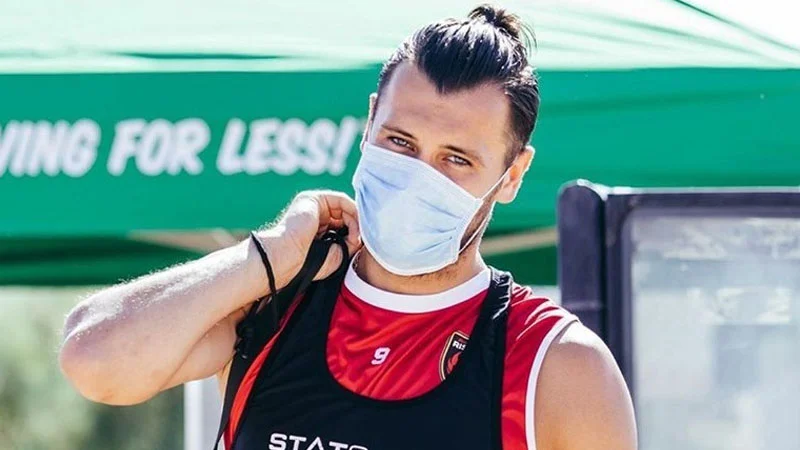 Millimizin futbolçusu ABŞ-da məşqə başladı - FOTO 