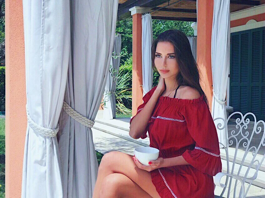 Futbolçunun sevgilisi özündən daha titullu idmançıdı - FOTOLAR 