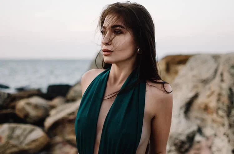 “Qarabağ”a gəlmiş gözəlçə indi modellik edir - FOTOLAR 