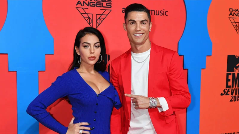 Ronaldunun 1,5 milyon avroya aldığı villa - FOTOLAR 