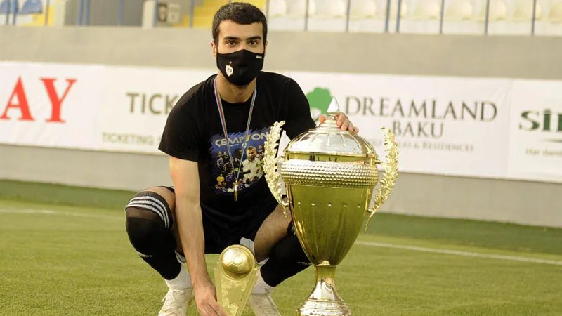 “Neftçi”dən 7-ci, “Qarabağ”dan 6-cı bombardir - SİYAHI 