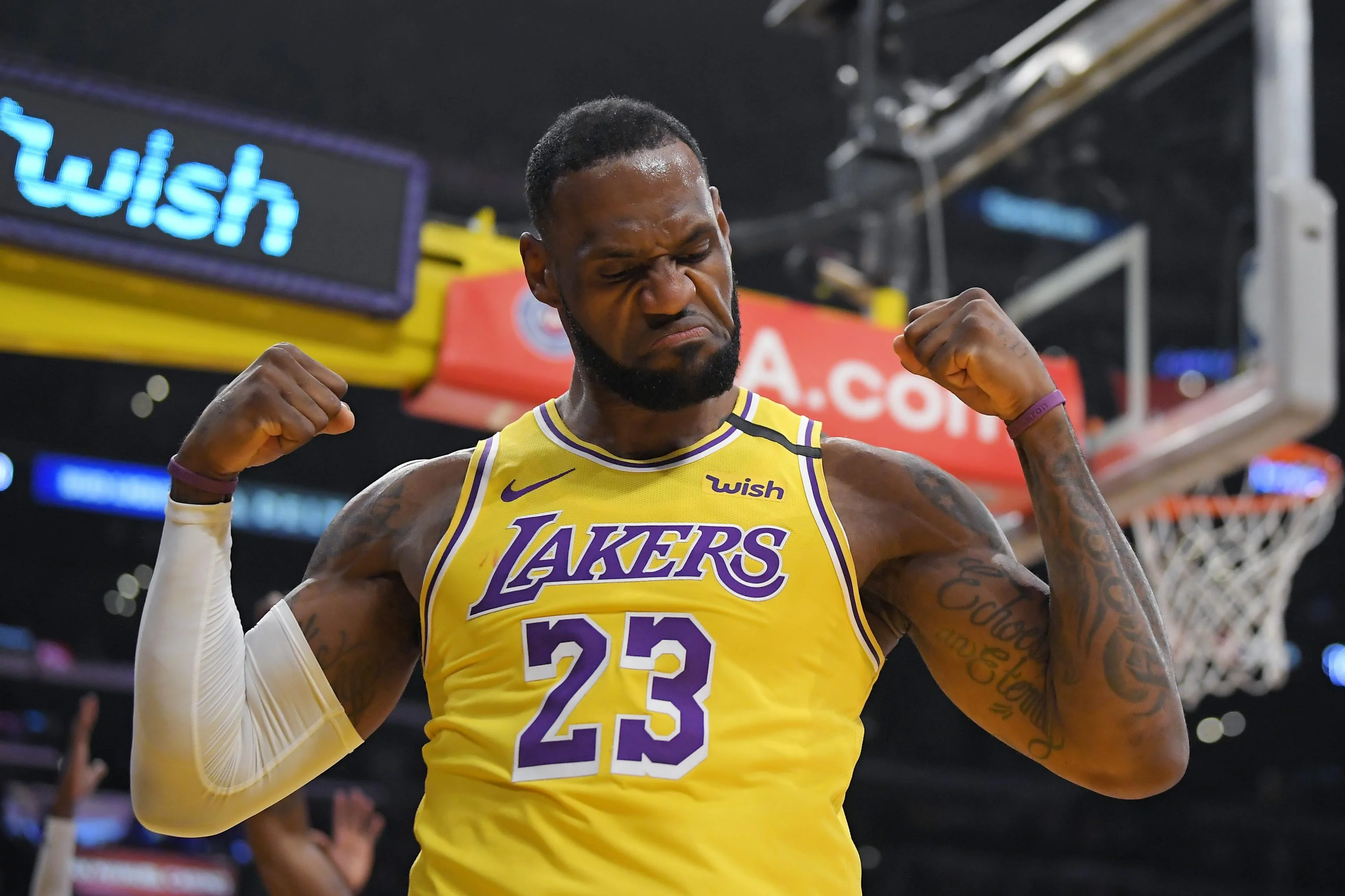 Lebron Ceyms belə məşq edir - FOTO 