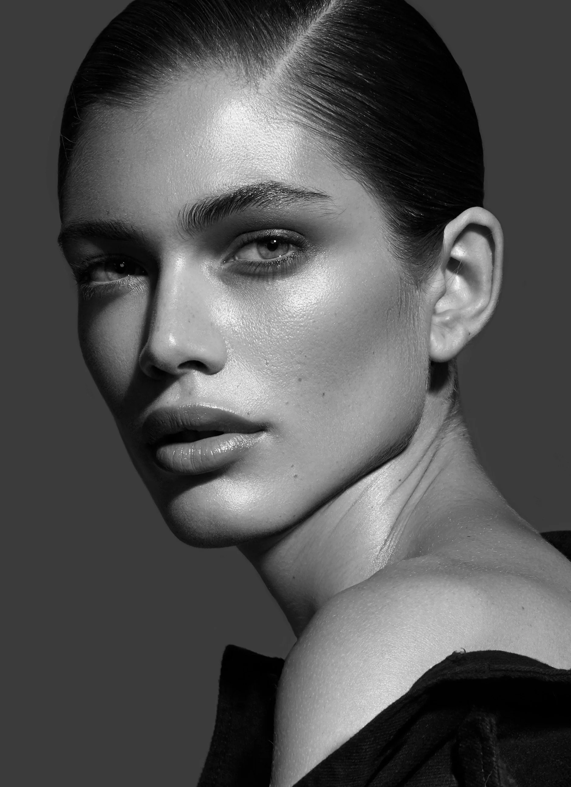 Məşhur idman dərgisindən şok addım: İlk dəfə trans model... - FOTOLAR 