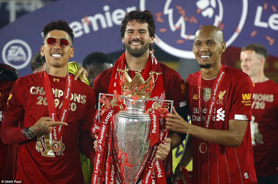 "Liverpul" Premyer Liqa kubokuna qovuşdu - FOTOLAR 