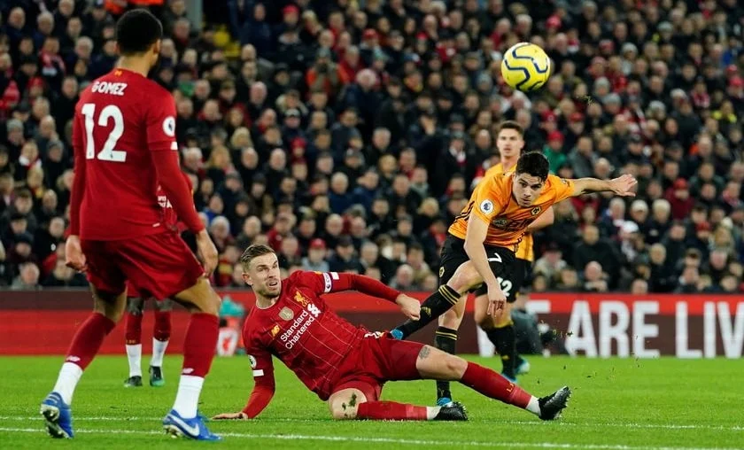 "Liverpul" firuzəyi rəngi seçdi - FOTO 
