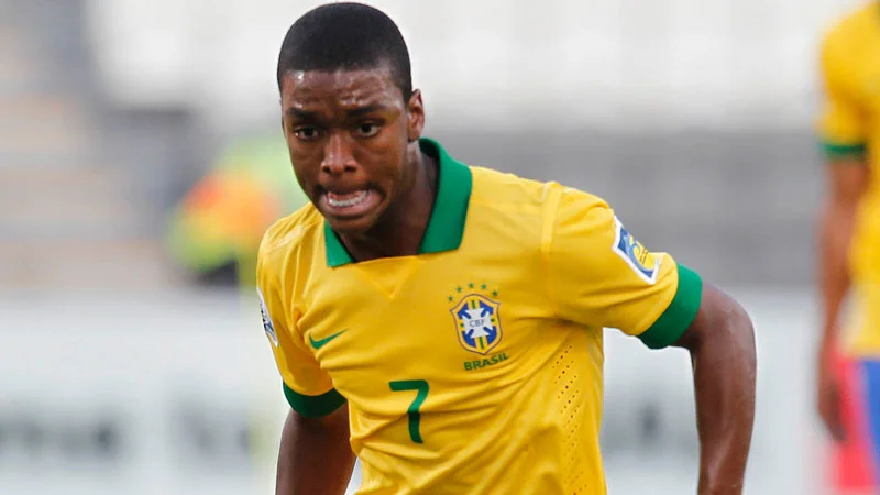 Braziliya millisinin sabiq hücumçusu "Zirə"də - FOTO 