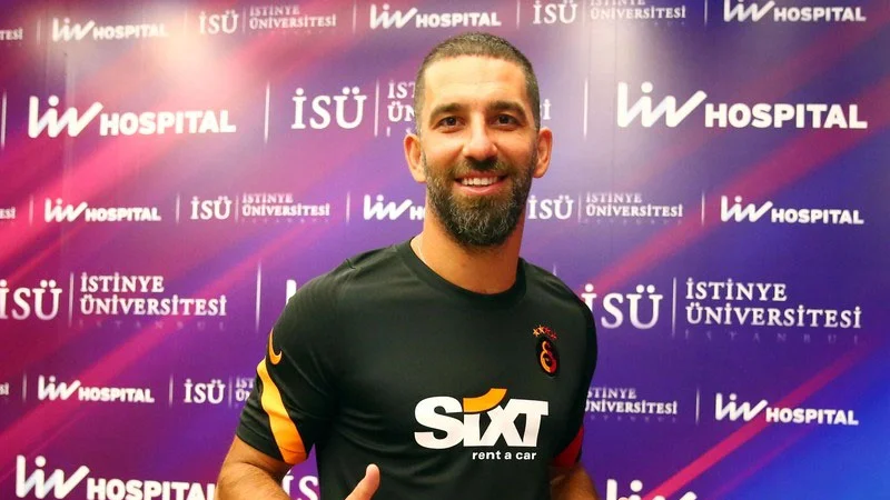 "Neftçi"nin prezidenti "Qalatasaray"dan transfer etmək istədiyi futbolçunun adını açıqladı 