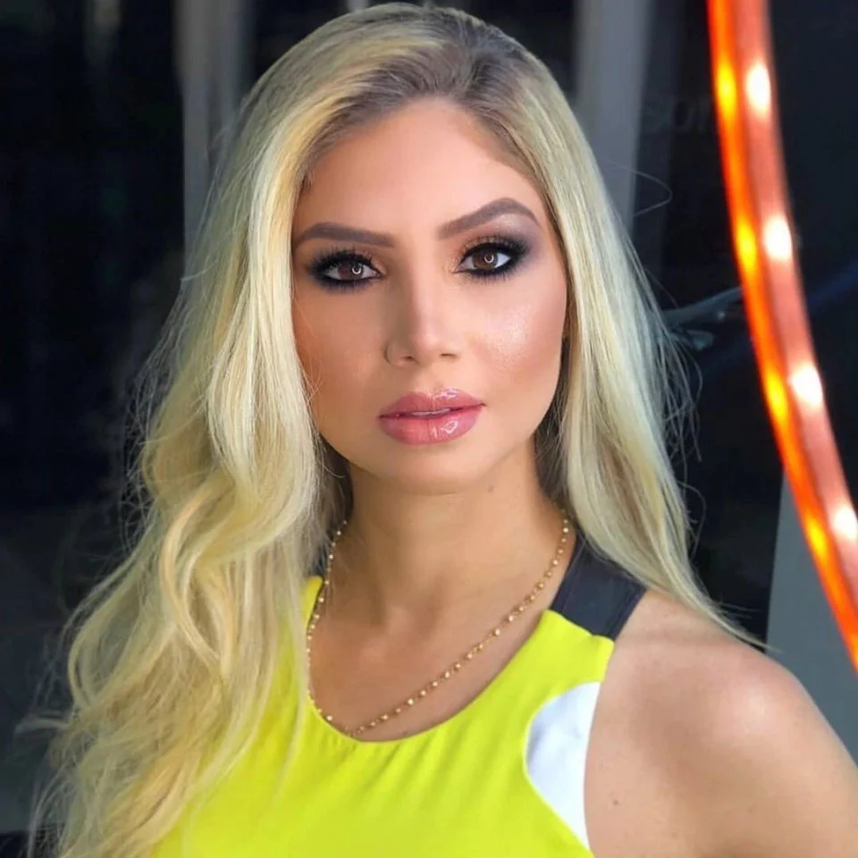 Arvadının qardaşı qızı ilə sevgili olan futbolçudan açıqlama - FOTOLAR 