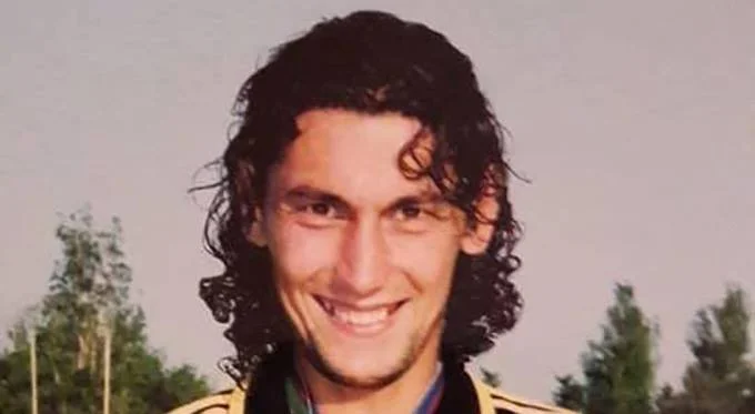 Millimizin sabiq futbolçusundan Ordumuza dəstək - FOTO 