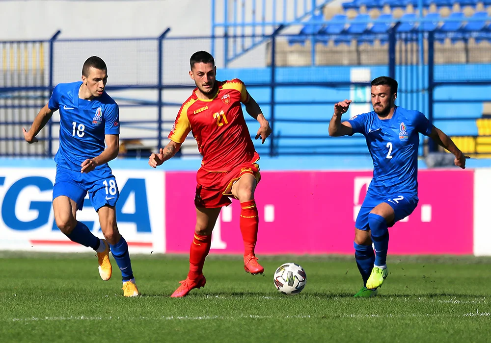 Millimizin Monteneqro məğlubiyyətindən FOTOLAR 