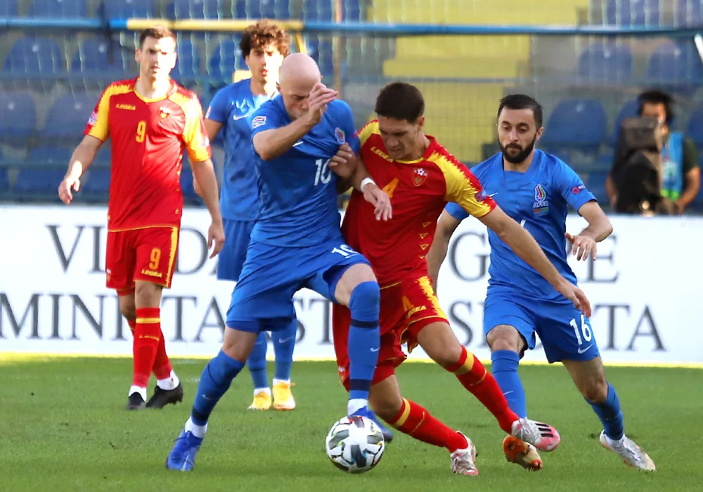 Millimizin Monteneqro məğlubiyyətindən FOTOLAR 