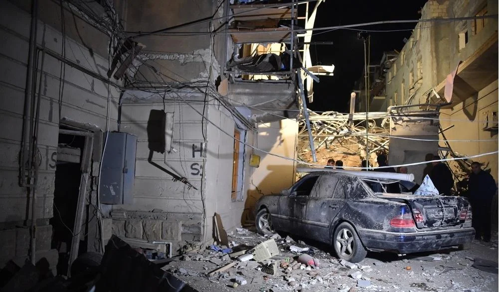 Düşmən Gəncəyə raket atıb, 5 dinc sakin ölüb, 28 yaralı var 