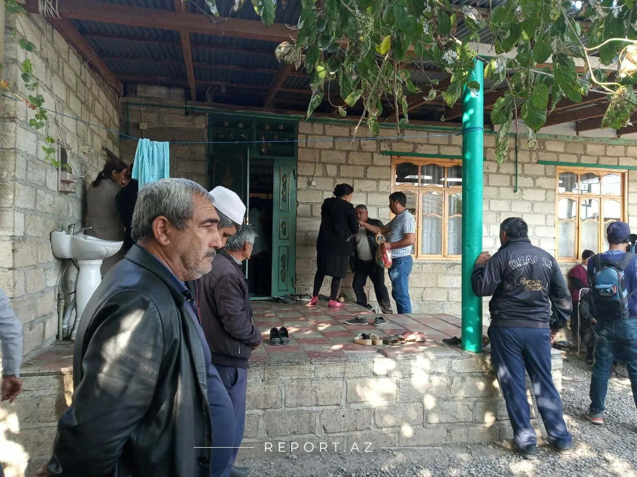 Bərdədə həlak olan 7 yaşlı Aysu dəfn olunur - FOTOLAR 
