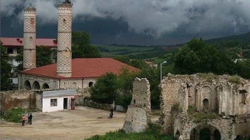 Şuşa şəhəri üç tərəfdən mühasirəyə alındı: Güclü hücum hazırlığı görülür - XƏRİTƏ 