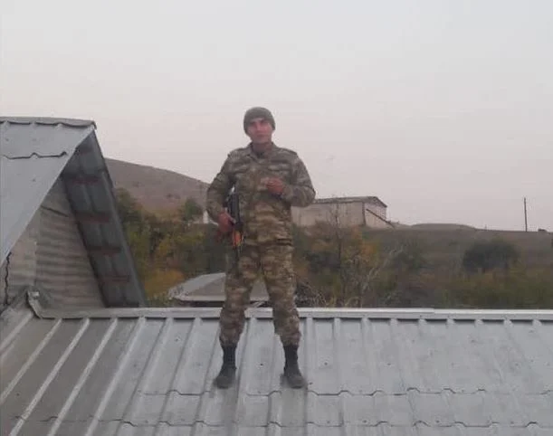 Sabiq nazirin oğlu da ön cəbhədə döyüşüb - FOTOLAR 