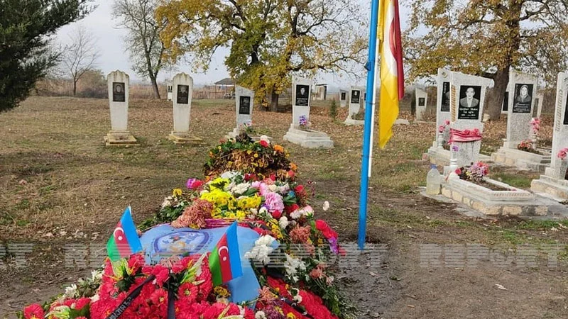 Son arzusuna çatan "Qalatasaray"lı şəhid kapitan: Məzarında iki bayraq - FOTOLAR 
