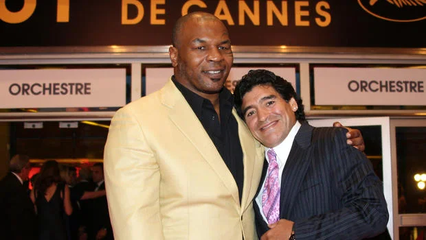 Tayson Maradonanın ölümünə belə reaksiya verdi - FOTO 